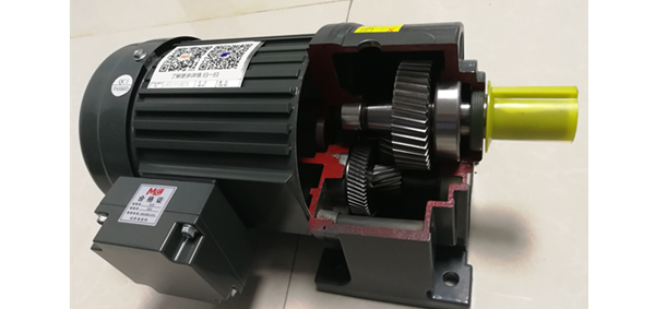 立式減速機(jī)，立式攪拌減速機(jī)，立式法蘭減速機(jī)