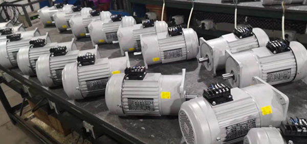 立式法蘭減速電機(jī)，GV28減速電機(jī)，750W減速電機(jī)