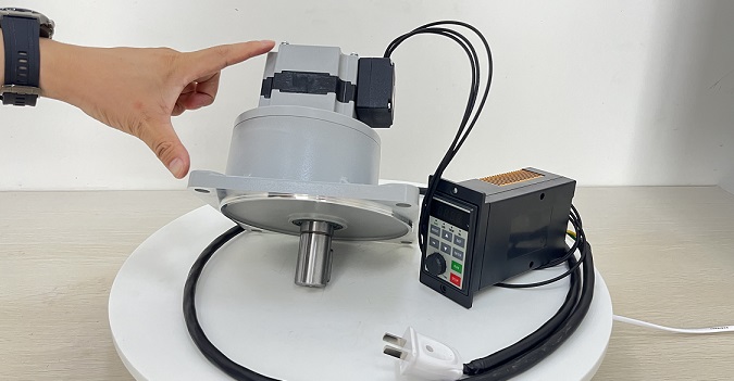 旋轉(zhuǎn)式火鍋專用士元SV28-200-200-S-MC減速電機(jī)