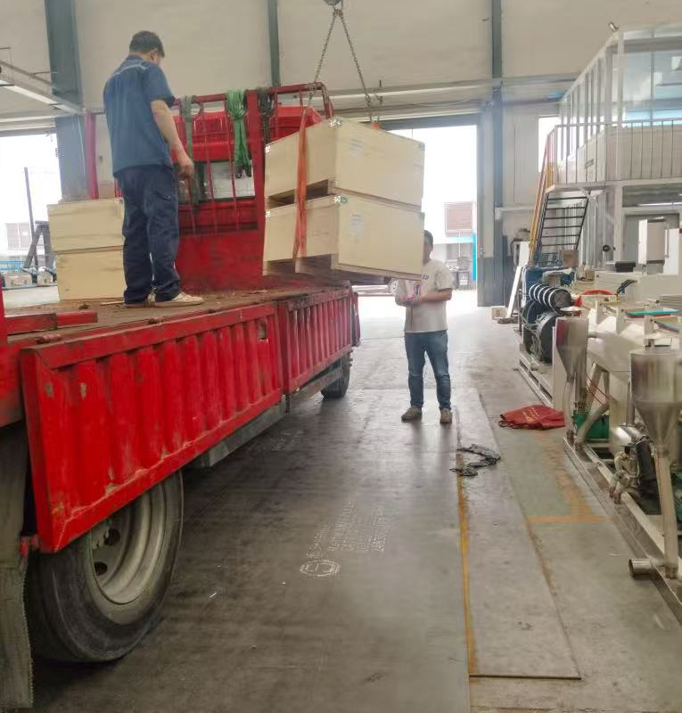 K系列直交軸減速機(jī)、K系列螺旋錐齒輪減速機(jī)、K系列減速機(jī)、K系列傘齒輪減速機(jī).jpg